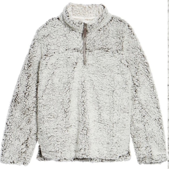 Cozy Fleece Pullover - Picture 2 of 9